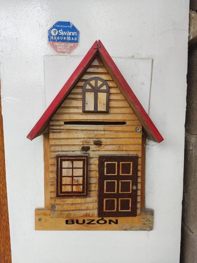 Gasthaus Suzet House Oxapampa Exterior foto