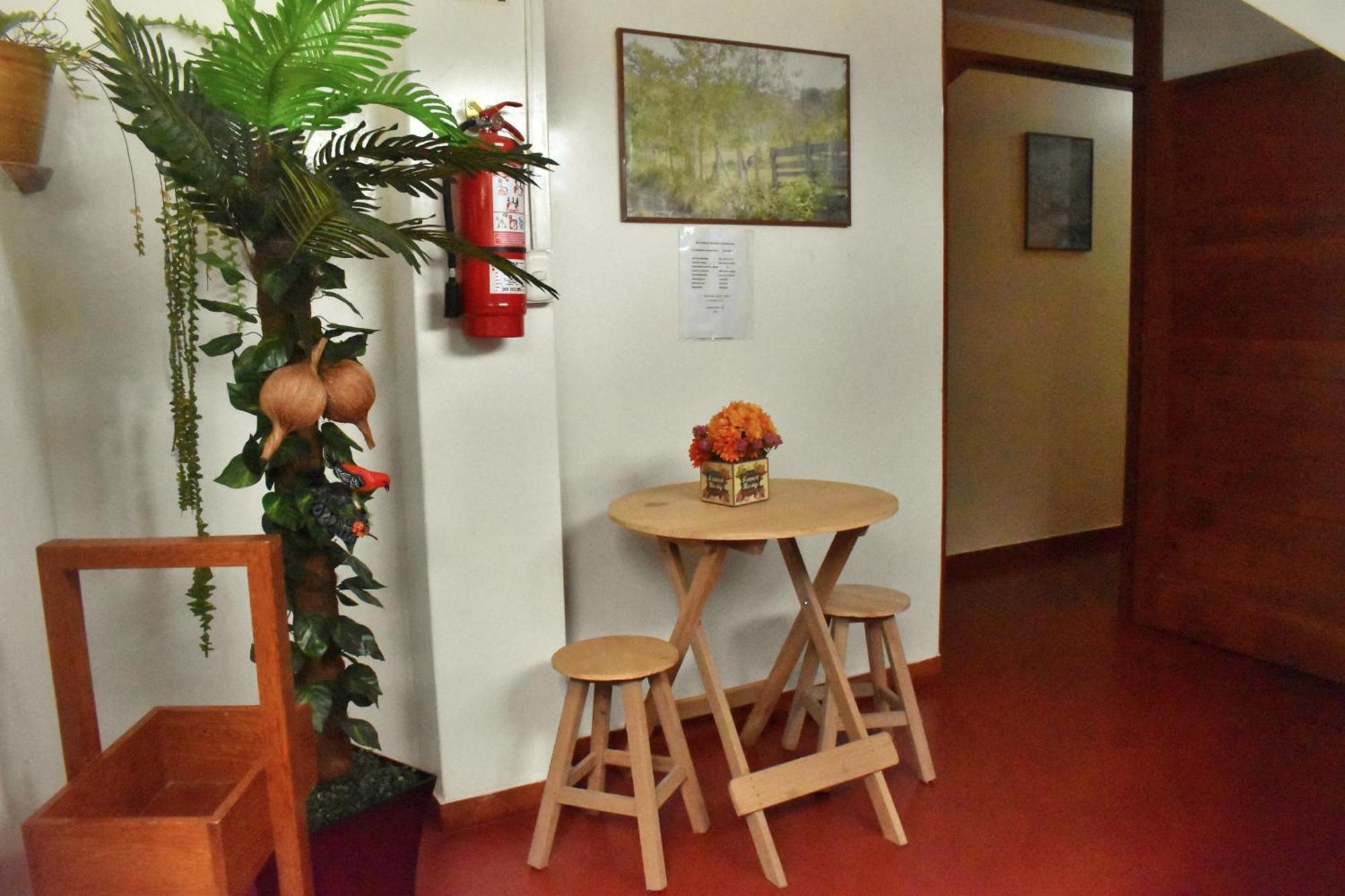 Gasthaus Suzet House Oxapampa Exterior foto